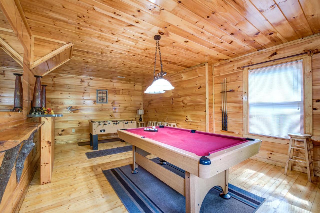 Cabin Of Dreams, 3 Bedroom Water View, Wifi, Hot Tub, Pool Table, Sleep 8 Sevierville Exterior photo